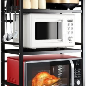 Shally Dogan Scaffale per Microonde in Acciaio Allungabile Salvaspazio, Scaffale Doppio da Cucina con 2 Ripiani Portaspezie, Organizer Mobile con Ganci e Piedini Antiscivolo, Design Moderno (Nero)